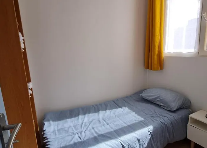 アパート Mairie, 50 M2 , Lumineux , Renove , 4 Pers. *